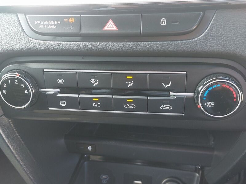 More views of Kia Ceed