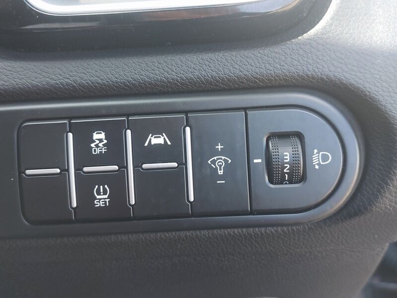 More views of Kia Ceed