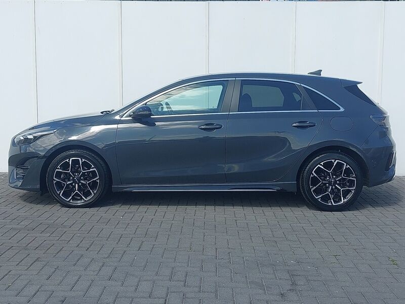 More views of Kia Ceed