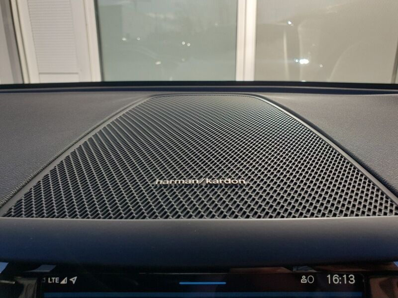 More views of Volvo XC60