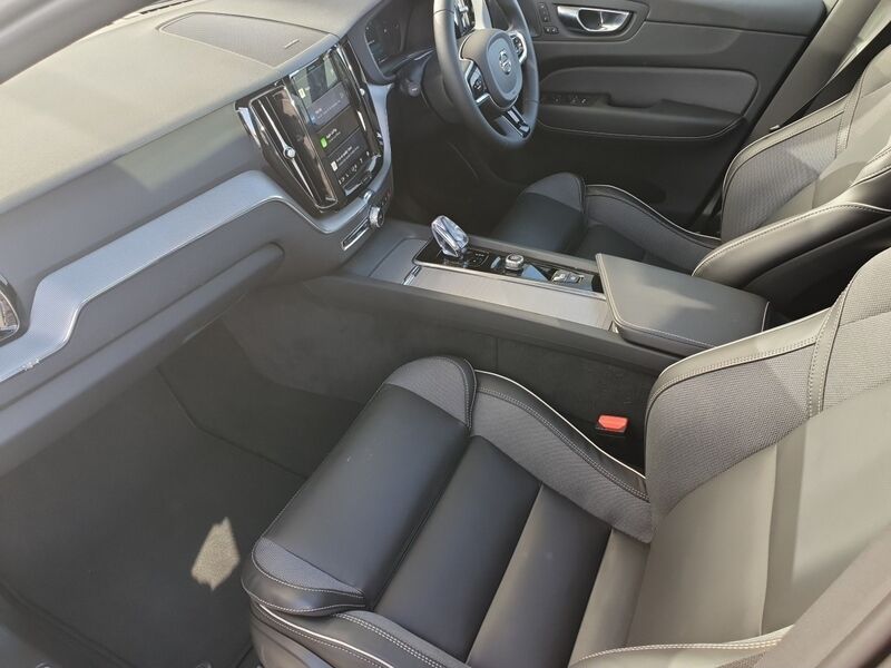 More views of Volvo XC60