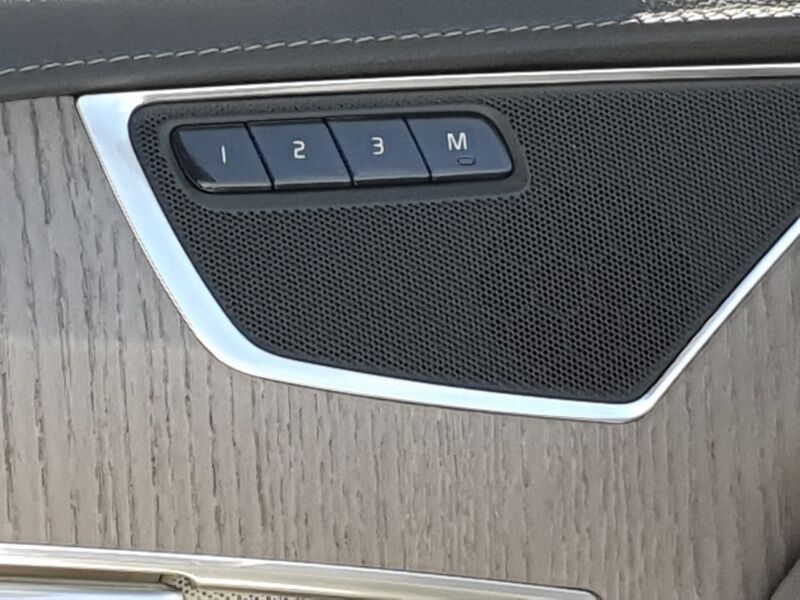 More views of Volvo XC90