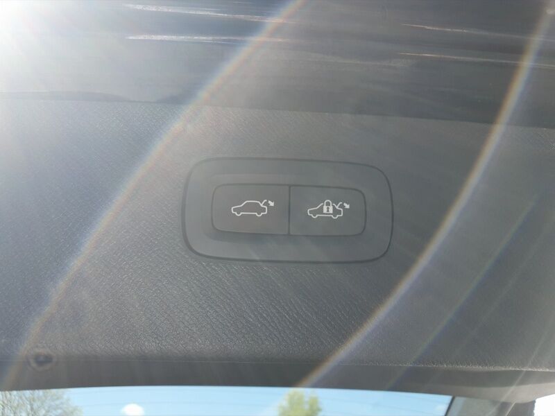 More views of Volvo XC90