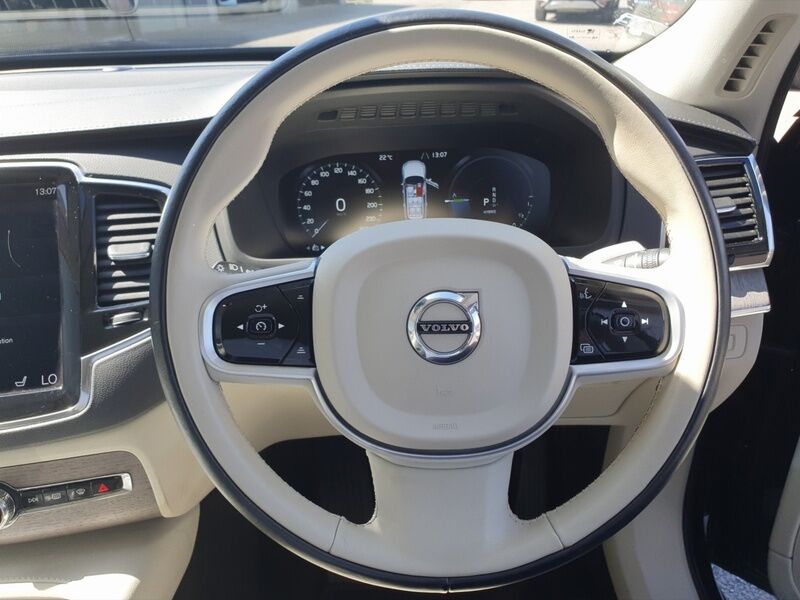 More views of Volvo XC90