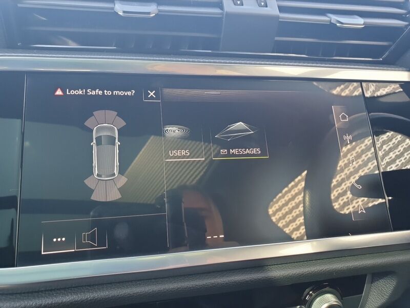 More views of Audi Q3