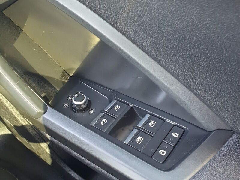 More views of Audi Q3