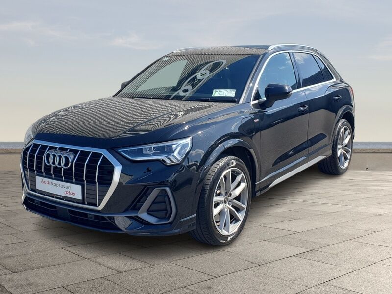 More views of Audi Q3