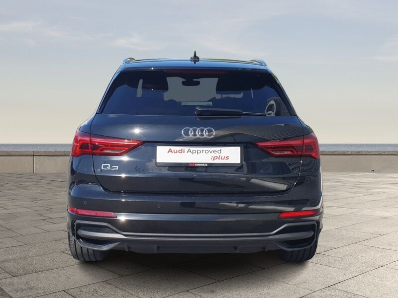More views of Audi Q3