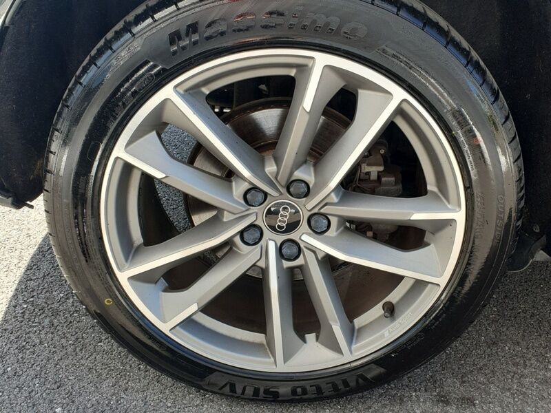 More views of Audi Q3