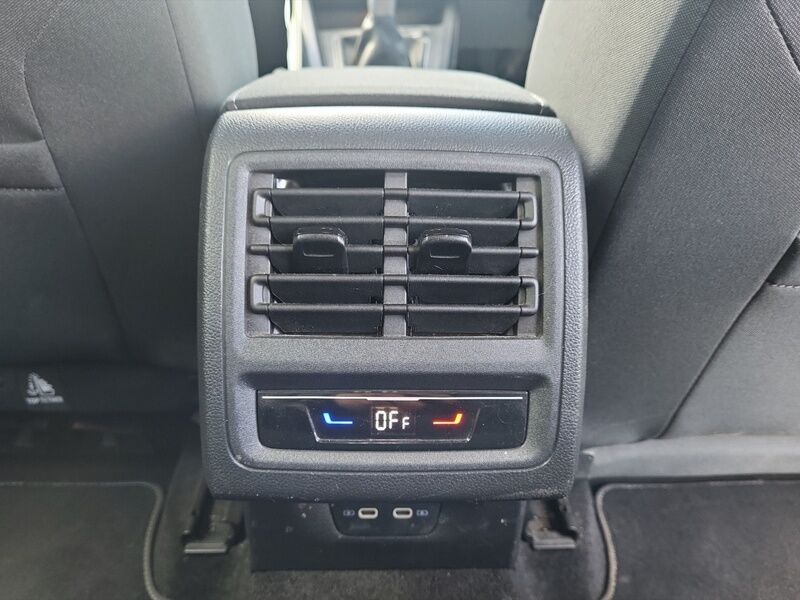 More views of Volkswagen Golf