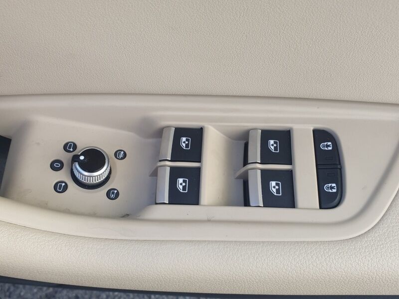 More views of Audi A4