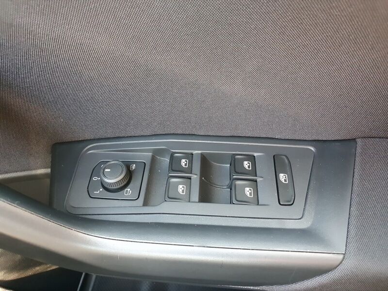 More views of Volkswagen T-Roc