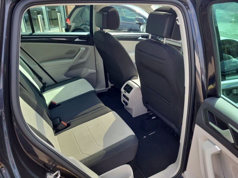 More views of Volkswagen Tiguan