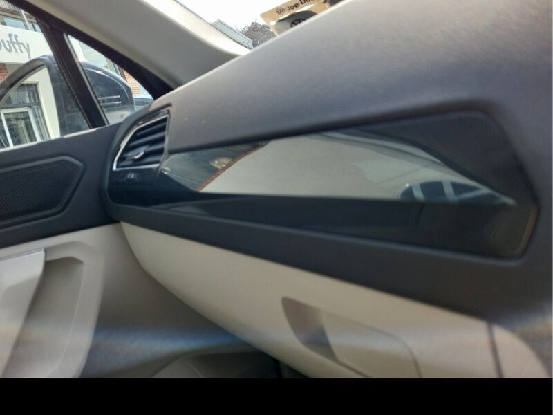 More views of Volkswagen Tiguan