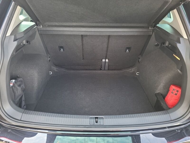 More views of Volkswagen Tiguan