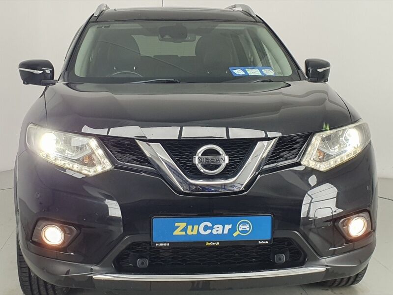 More views of Nissan X-Trail