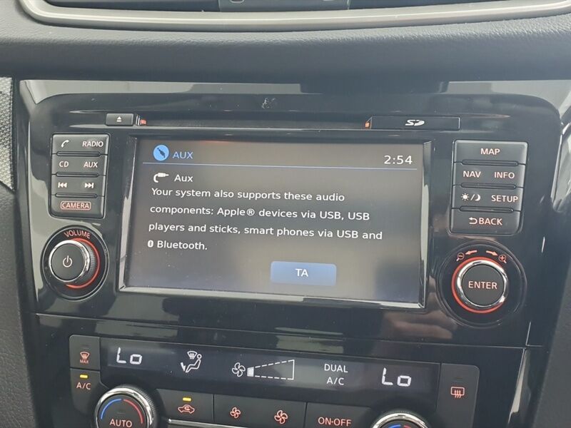 More views of Nissan X-Trail