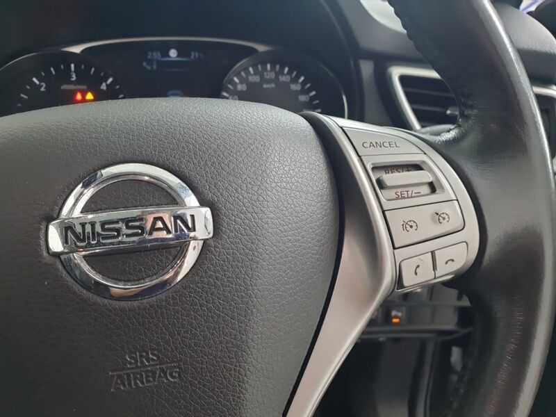 More views of Nissan X-Trail