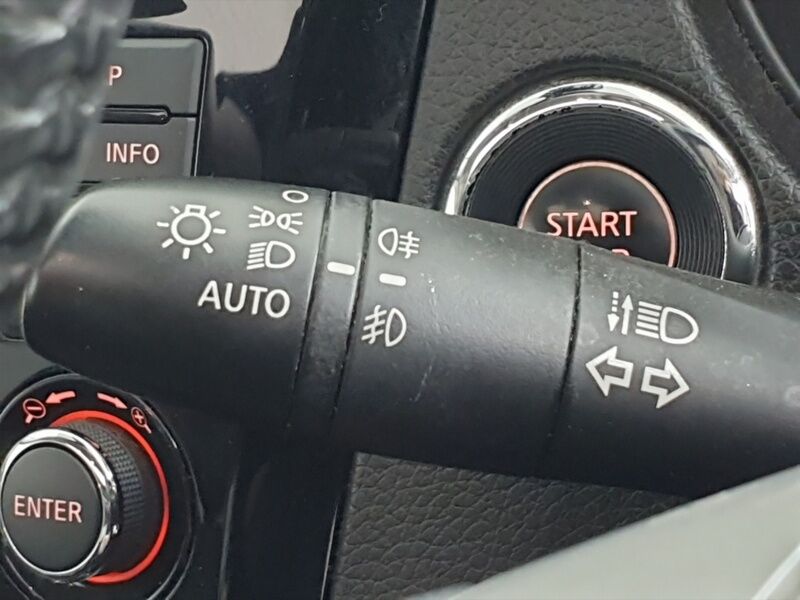 More views of Nissan X-Trail