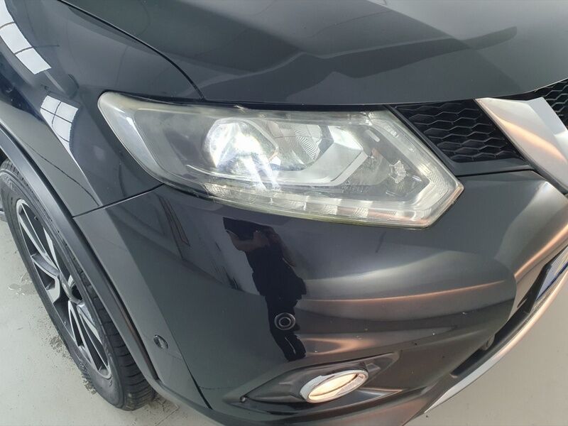 More views of Nissan X-Trail