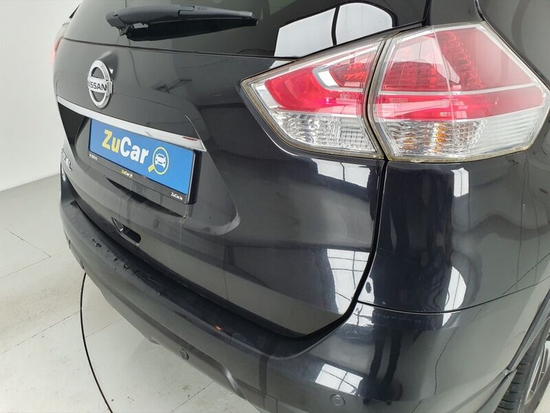 More views of Nissan X-Trail