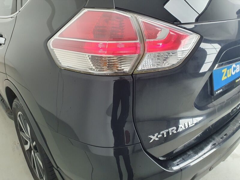 More views of Nissan X-Trail