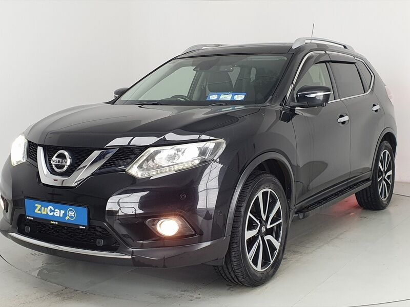 More views of Nissan X-Trail