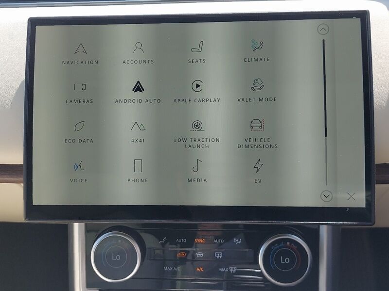 More views of Land Rover Range Rover