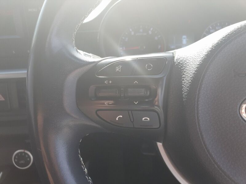 More views of Kia Picanto