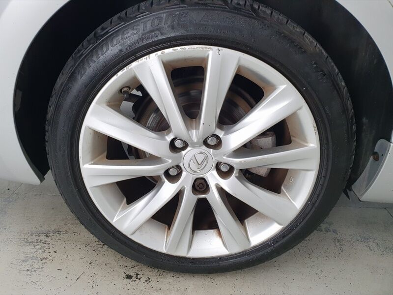 More views of Lexus IS300h
