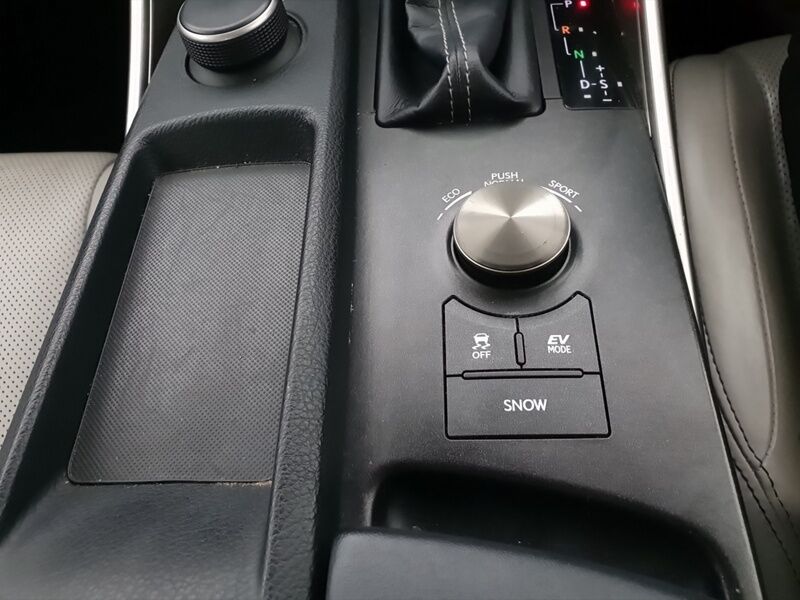 More views of Lexus IS300h