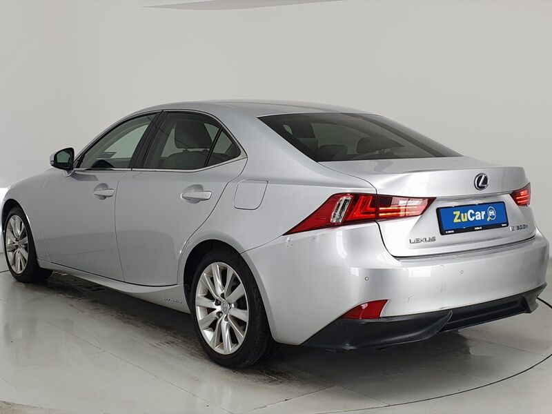 More views of Lexus IS300h