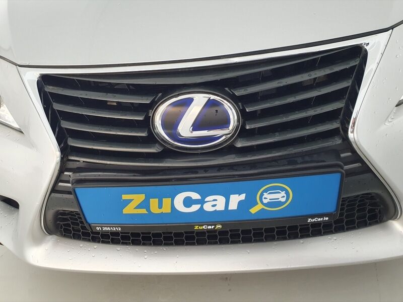 More views of Lexus IS300h