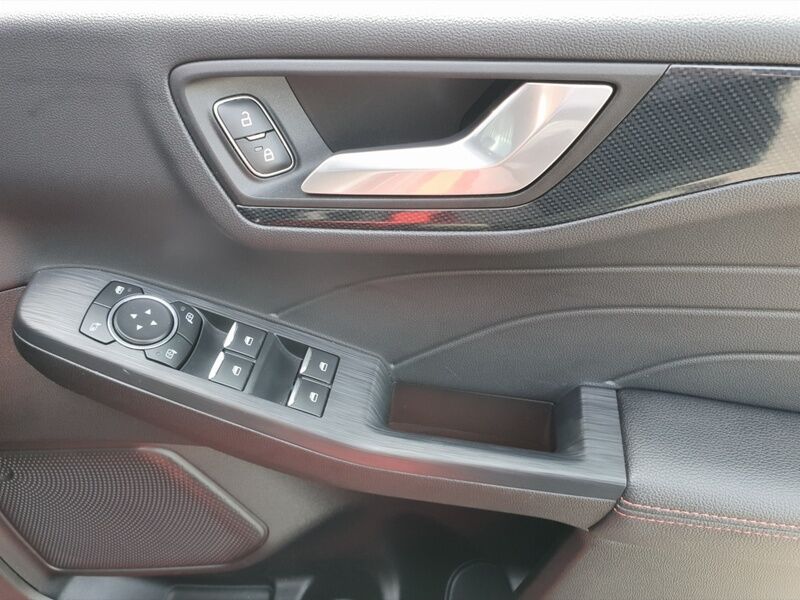 More views of Ford Kuga