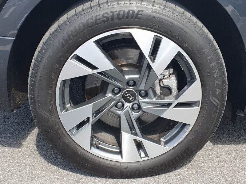 More views of Audi Q8 e-tron