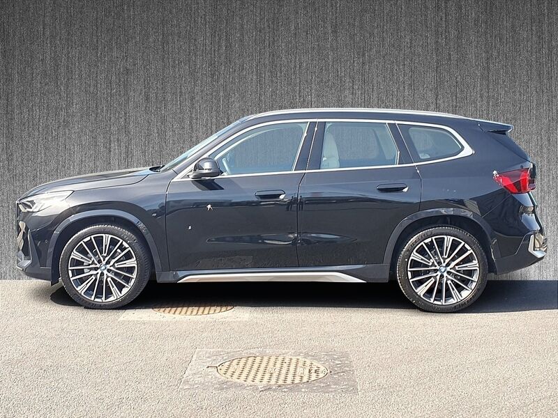 More views of BMW iX1