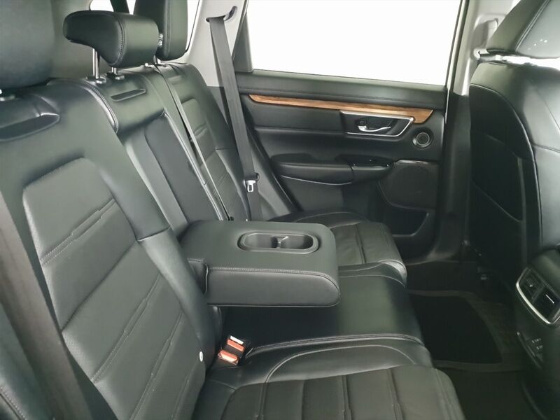 More views of Honda CR-V
