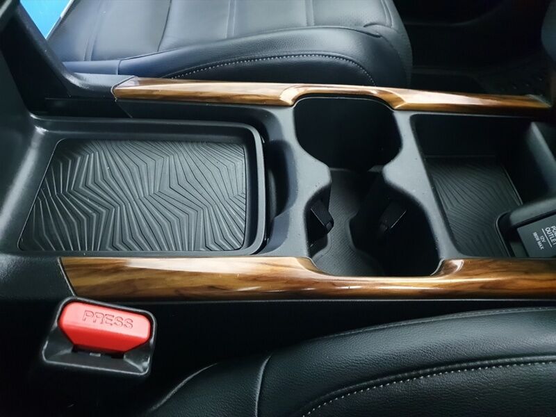 More views of Honda CR-V