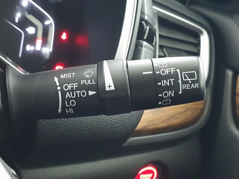 More views of Honda CR-V