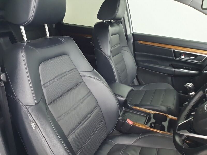 More views of Honda CR-V
