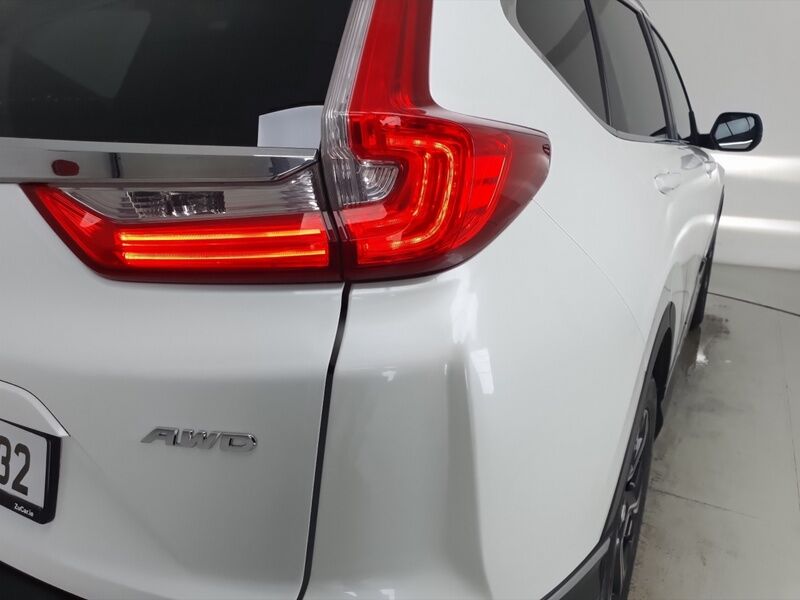 More views of Honda CR-V