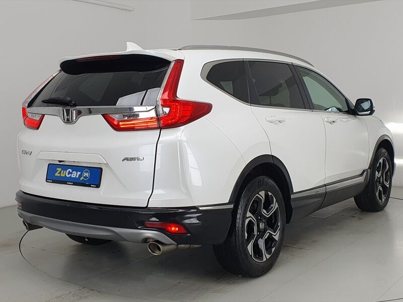 More views of Honda CR-V