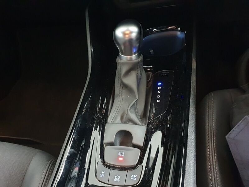 More views of Toyota C-HR