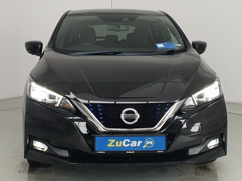 More views of Nissan Leaf
