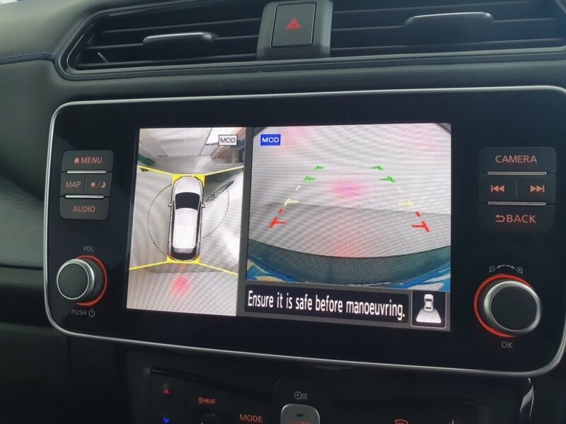 More views of Nissan Leaf