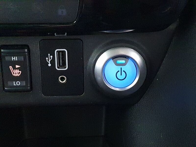 More views of Nissan Leaf