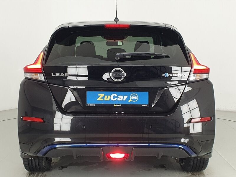 More views of Nissan Leaf