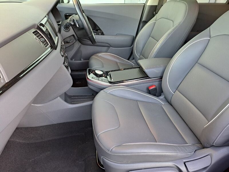 More views of Kia E-Niro
