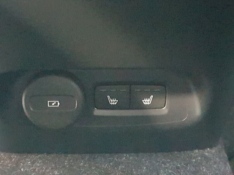 More views of Volvo EX40