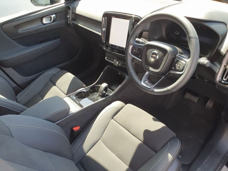 More views of Volvo EX40